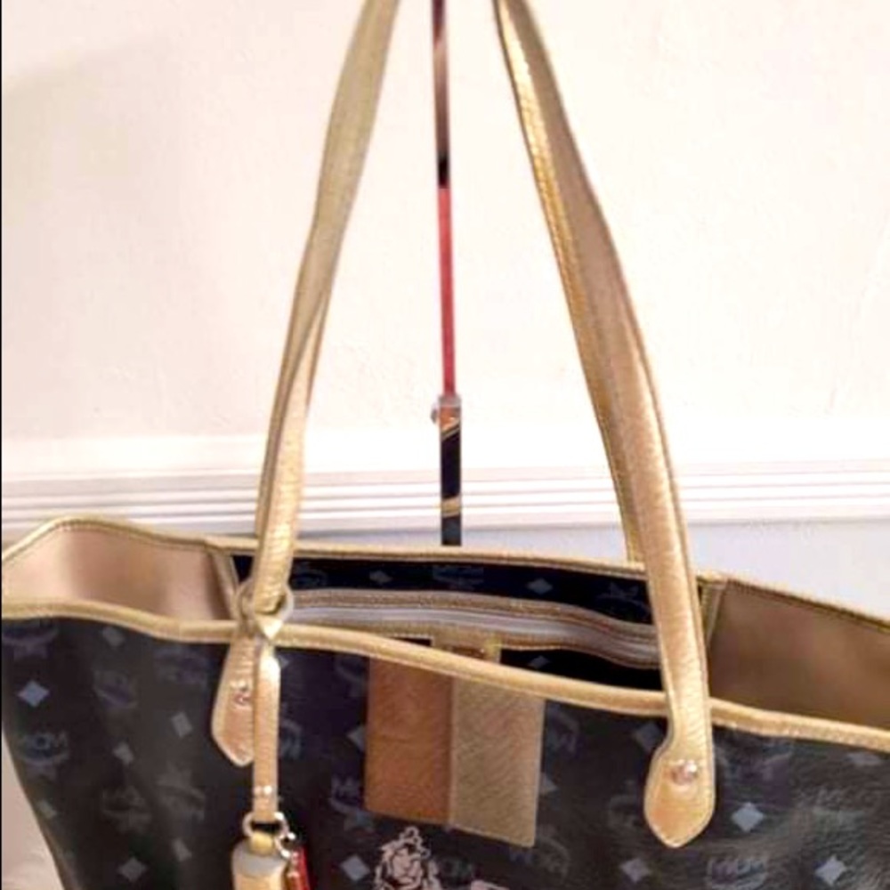 MCM Tote Bag - Picture 5 of 16